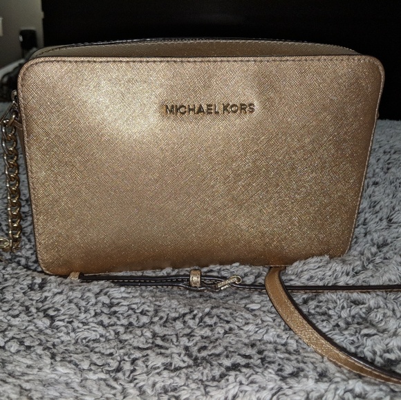 Jet Set Travel Large Crossbody